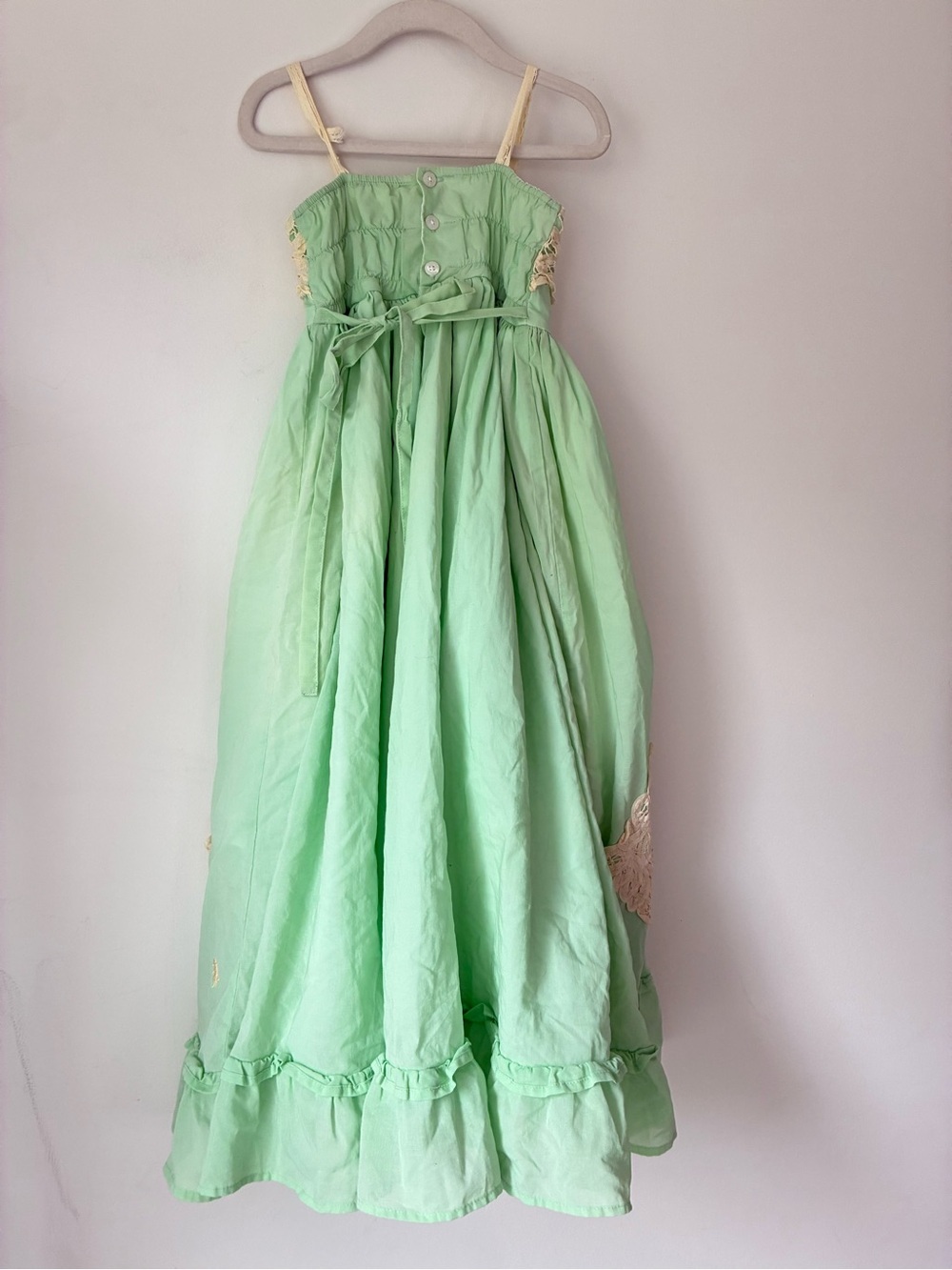Well Dressed Wolf Dress Girls’ 5T Green Eyelet Maxi Dress with Cream Lace Accent - Picture 2 of 9
